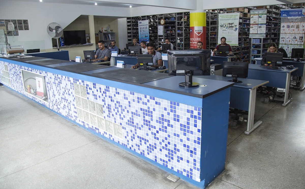 Interior da Jund-Rol e organização dos componentes